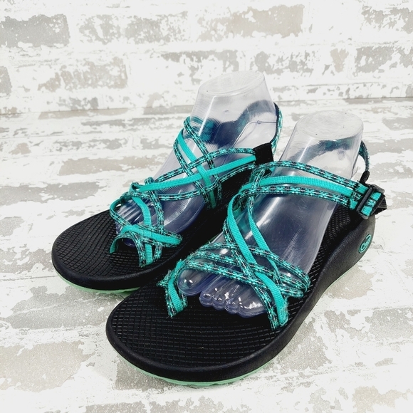Chaco Black & Aqua Triple Strap Toe Loop Classic Chuckwalla Slip-On Sandals M786 - Picture 2 of 11